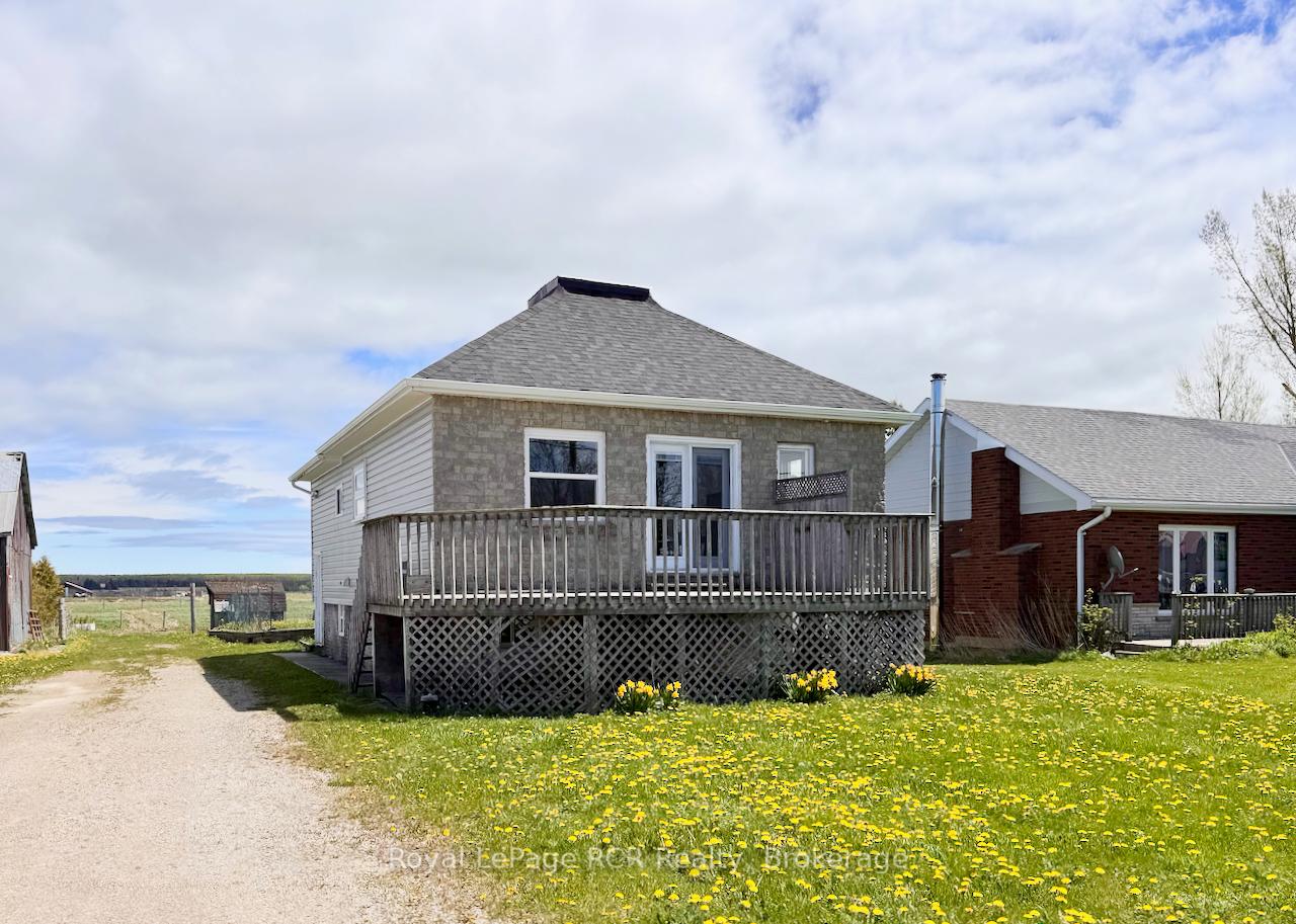 2854-6-highway-northern-bruce-peninsula-ontario-x13159486
