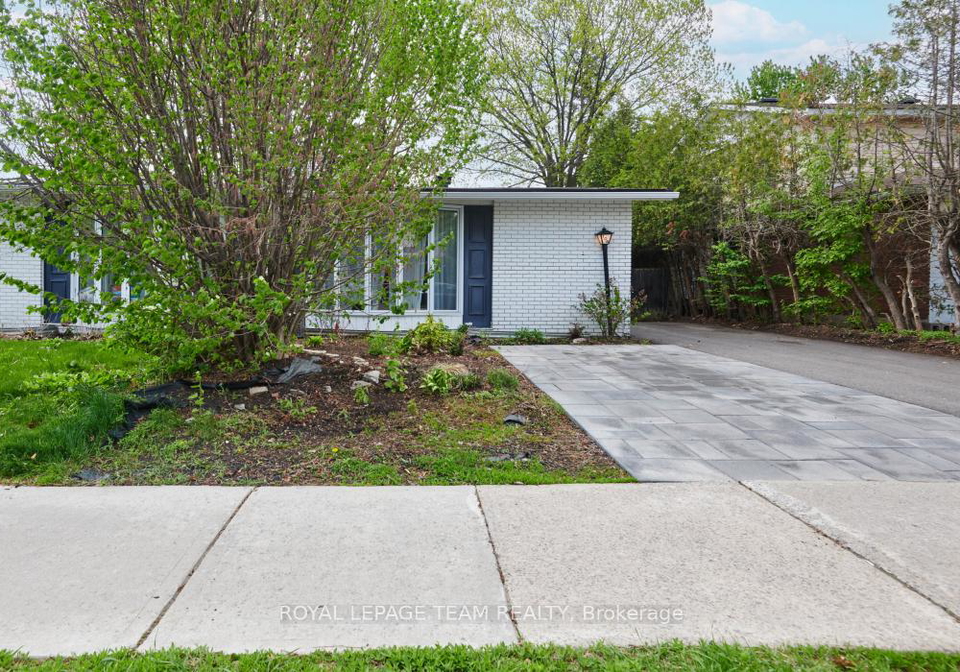 106-chesterton-drive-ottawa-ontario-x13159696