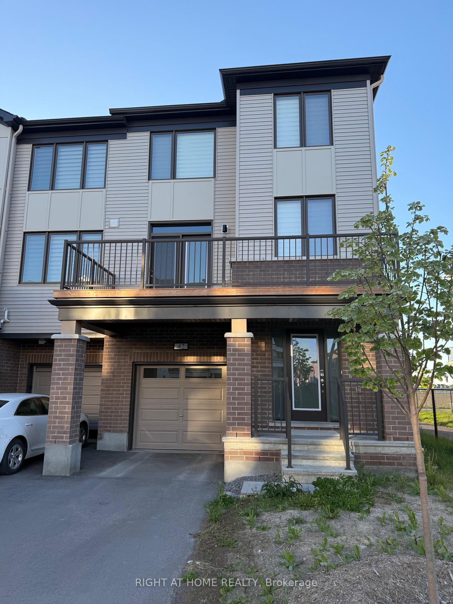 42-stitch-mews-ottawa-ontario-x13159698
