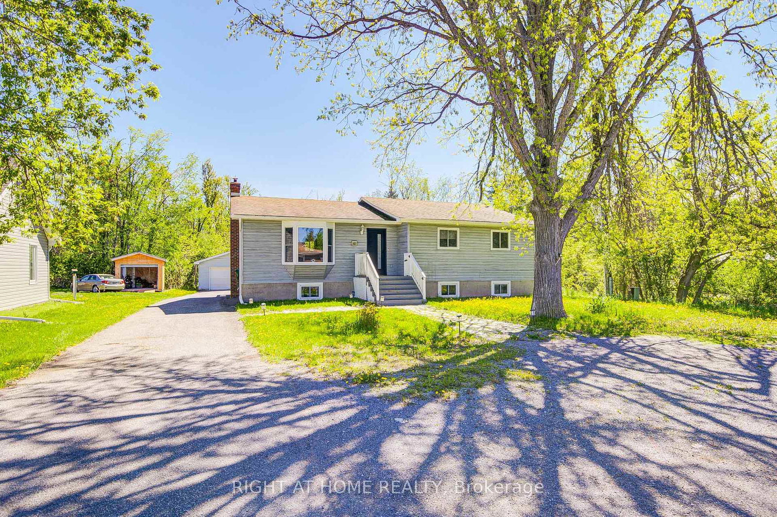 43-west-street-kawartha-lakes-ontario-x13159788
