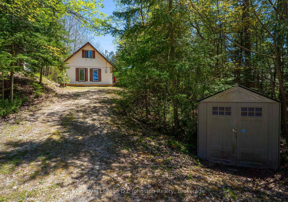 102-thompson-avenue-native-leased-lands-ontario-x13159804