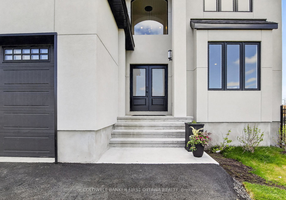 207-owen-lucas-street-mcnabbraeside-ontario-x13159828