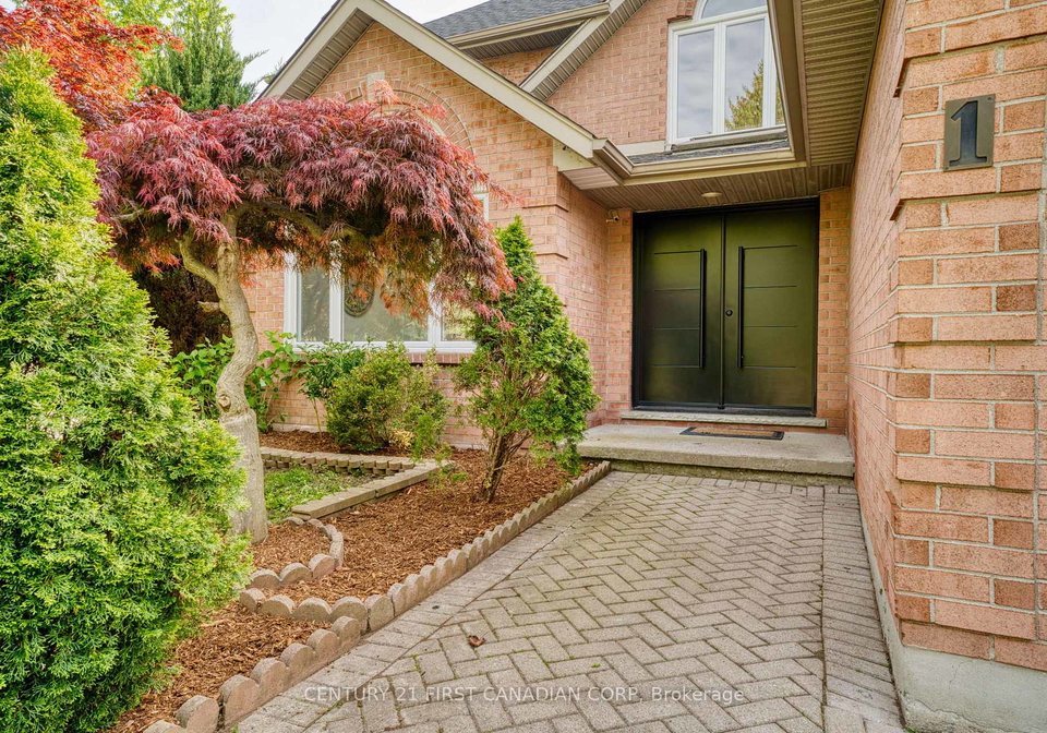 1-caithness-court-london-north-ontario-x13160104