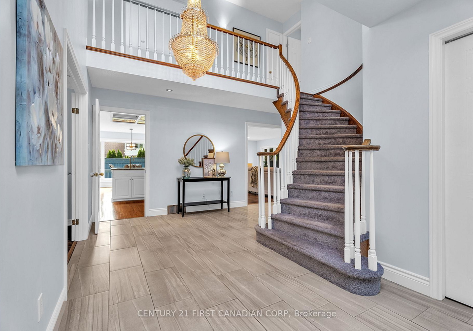 1-caithness-court-london-north-ontario-x13160104