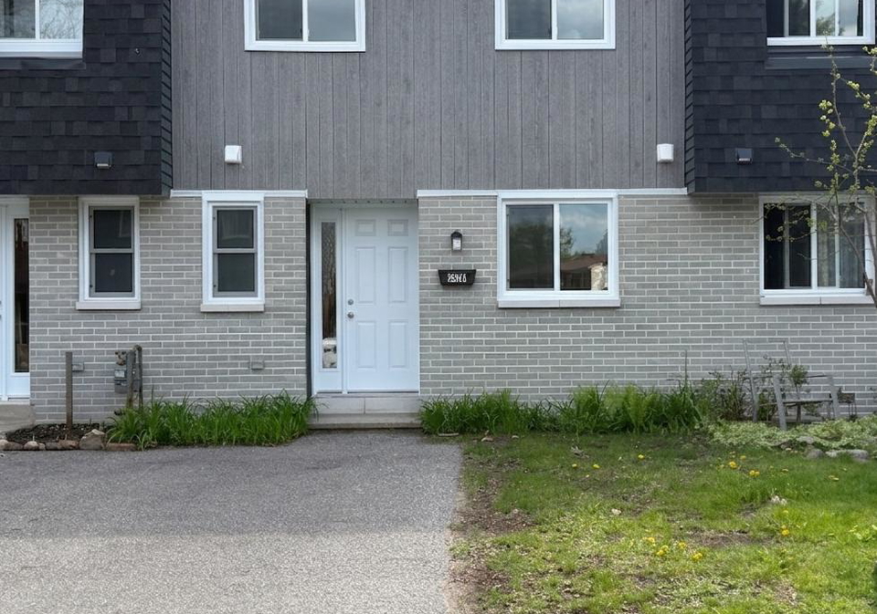 2976-olympic-way-ottawa-ontario-x13160348