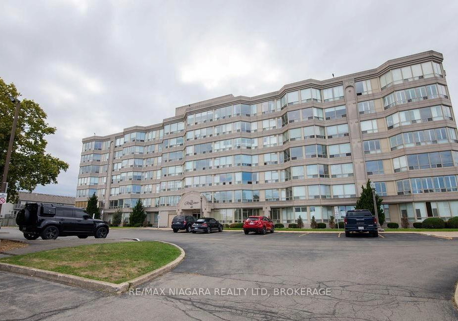 495-8-highway-hamilton-ontario-x13160468