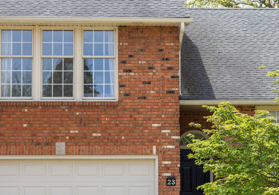 5-carn-castle-gate-st-catharines-ontario-x13160666