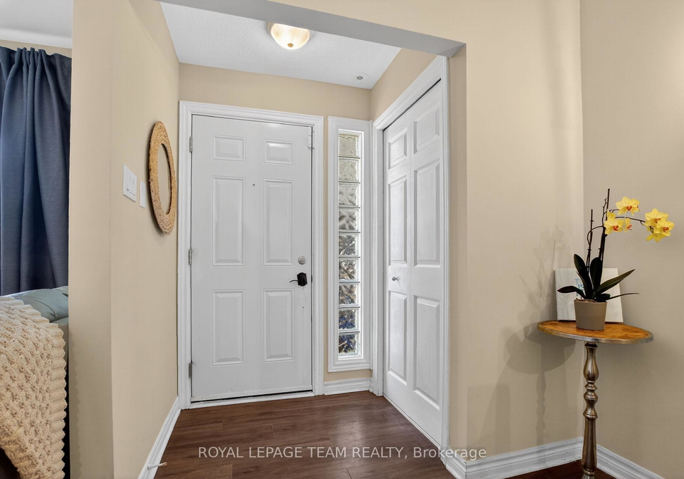 165-crestway-drive-ottawa-ontario-x13160922