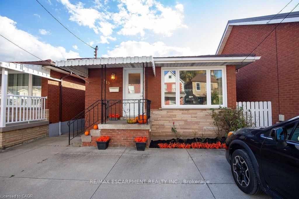 313-barton-street-w-hamilton-ontario-x13160970
