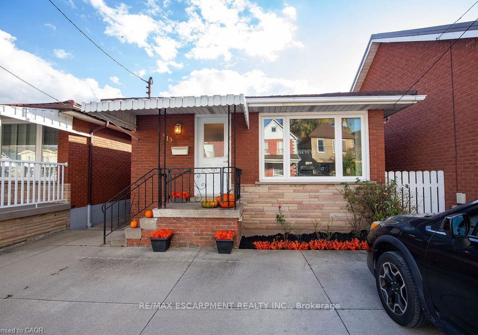313-barton-street-w-hamilton-ontario-x13160970