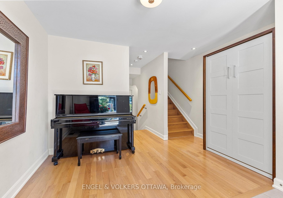 537-de-mazenod-avenue-ottawa-ontario-x13161062