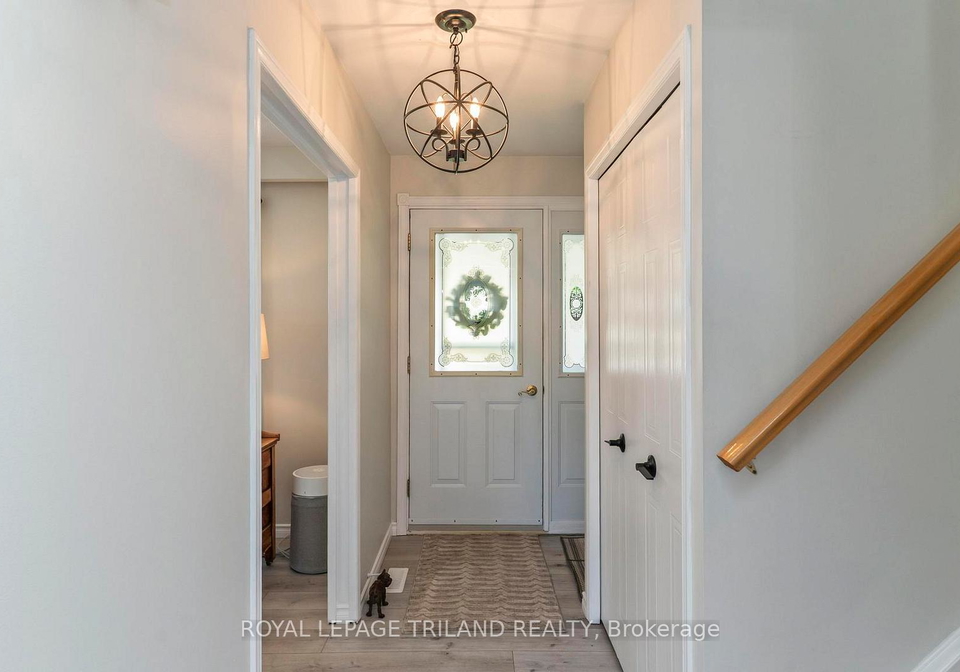7-stirling-crescent-st-thomas-ontario-x13161136