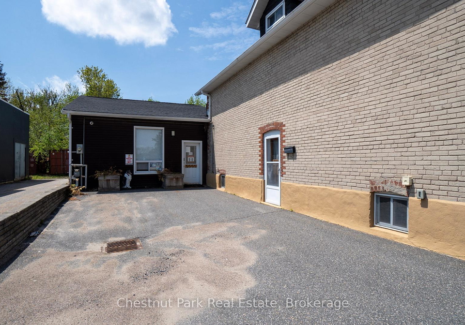 571-muskoka-road-n-gravenhurst-ontario-x13161204
