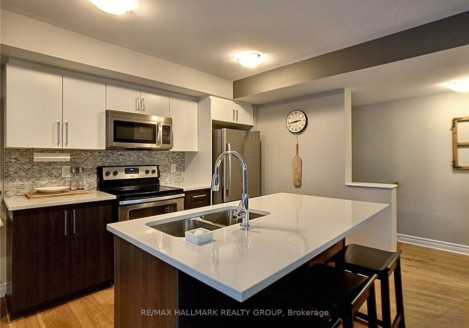303a-des-tilleuls-private-ottawa-ontario-x13161286