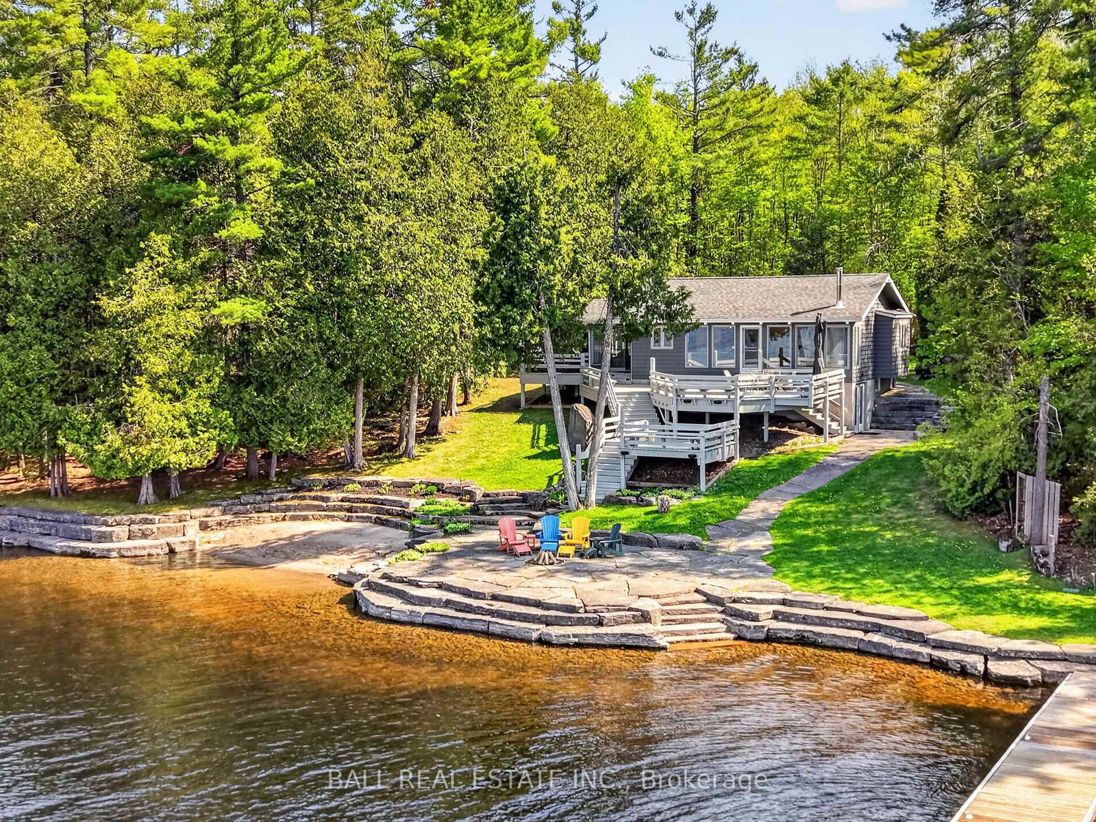 2480-fire-route-35-selwyn-ontario-x13161438