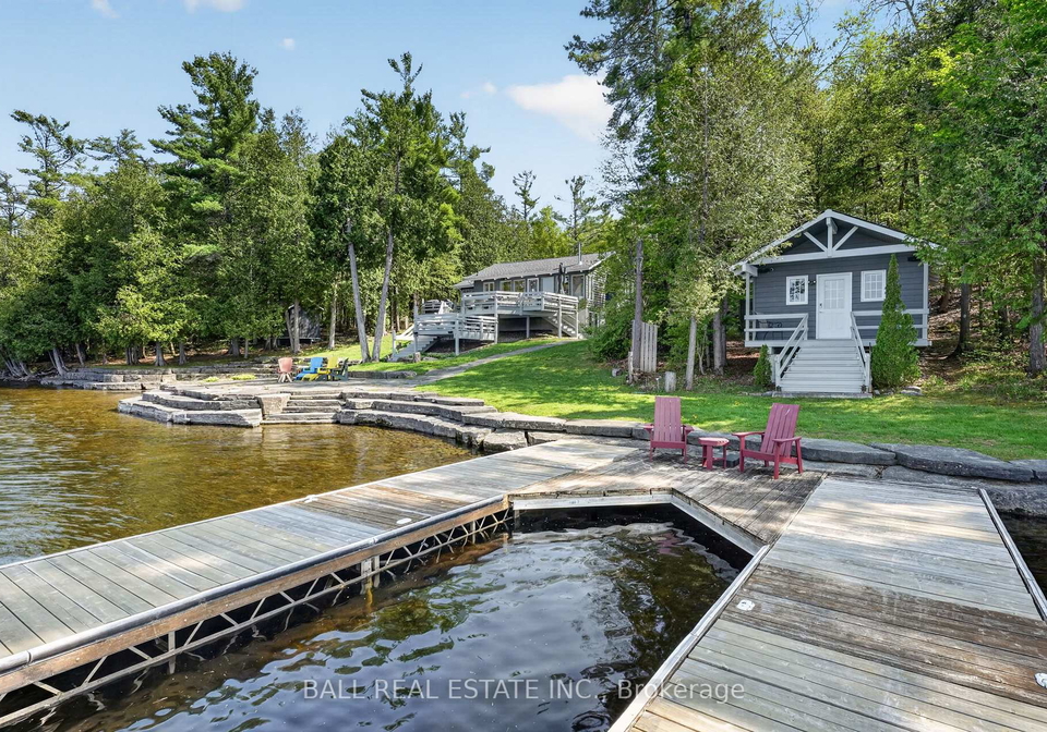 2480-fire-route-35-selwyn-ontario-x13161438