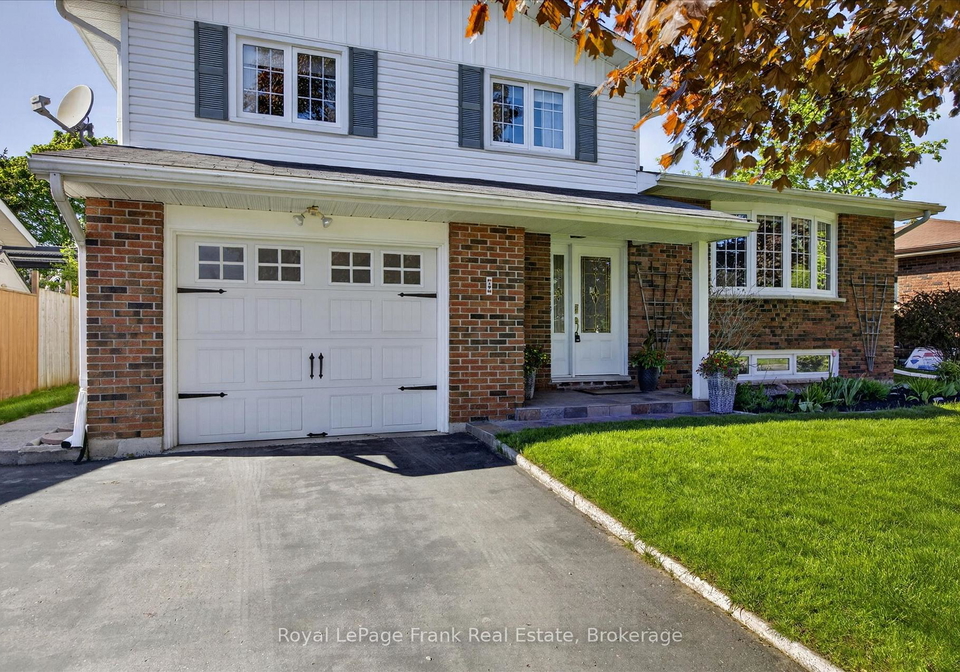 4-bayleaf-court-peterborough-ontario-x13162108