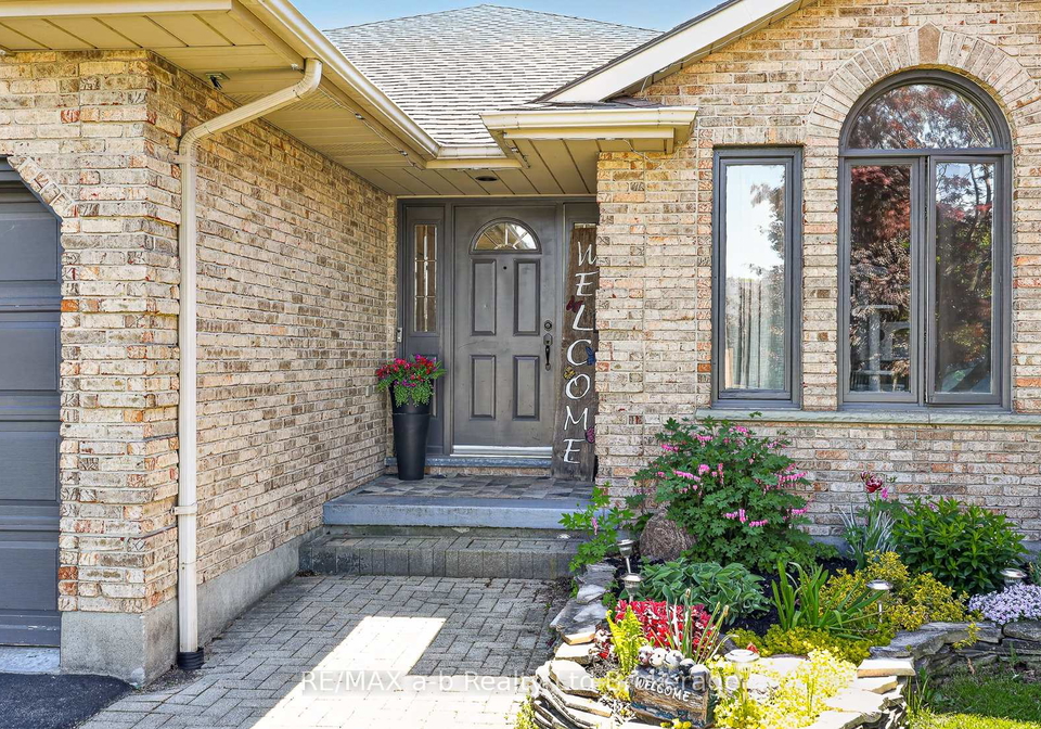 51-mason-drive-ingersoll-ontario-x13162134