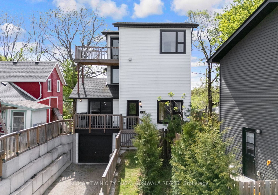 11-eagle-hill-cambridge-ontario-x13162152