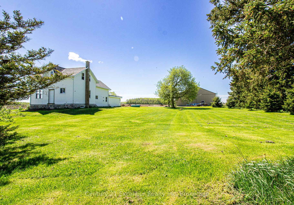 8323-line-12-road-w-wellington-north-ontario-x13162196