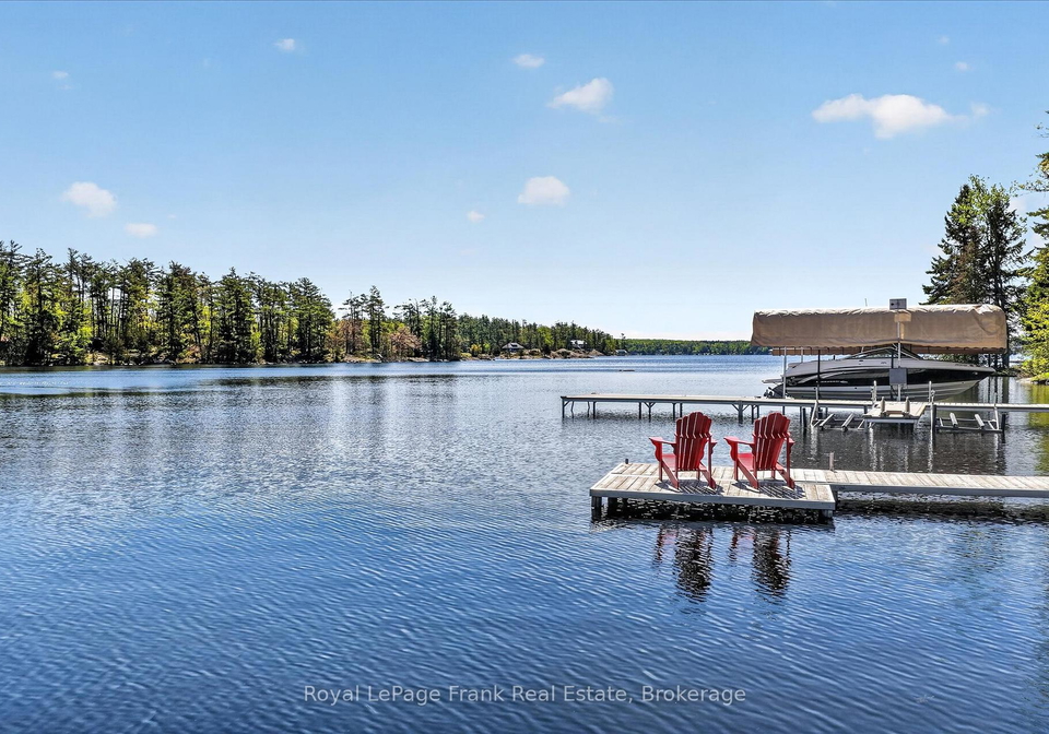 2633-fire-route-49a-selwyn-ontario-x13162228