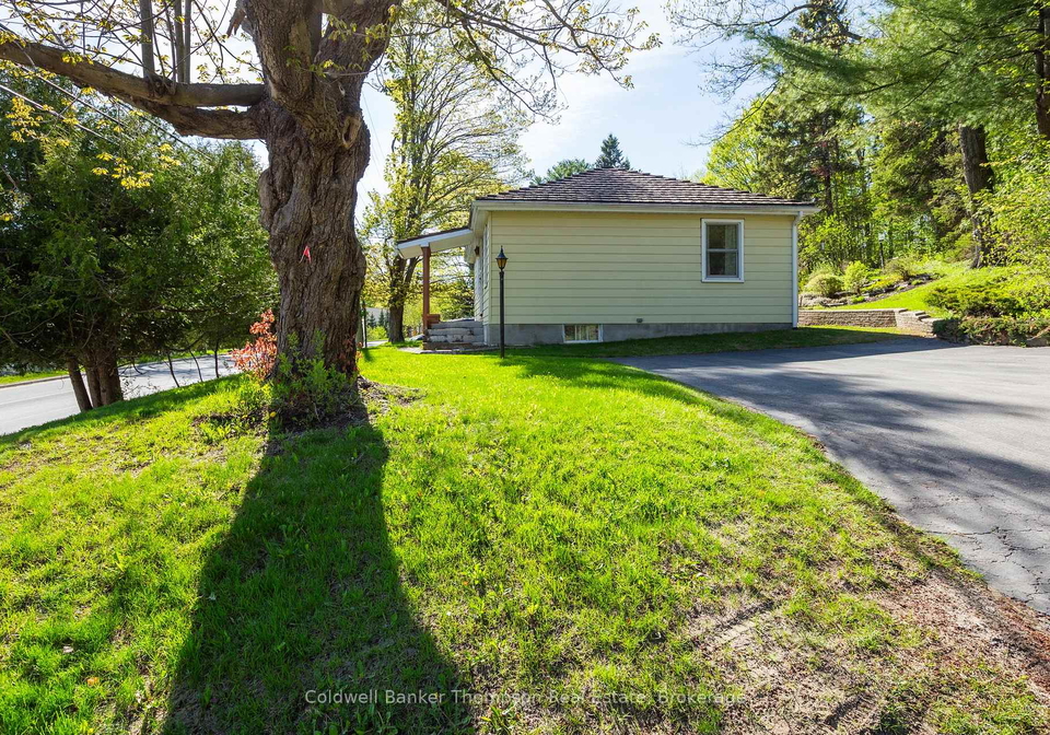 16-west-road-huntsville-ontario-x13162236