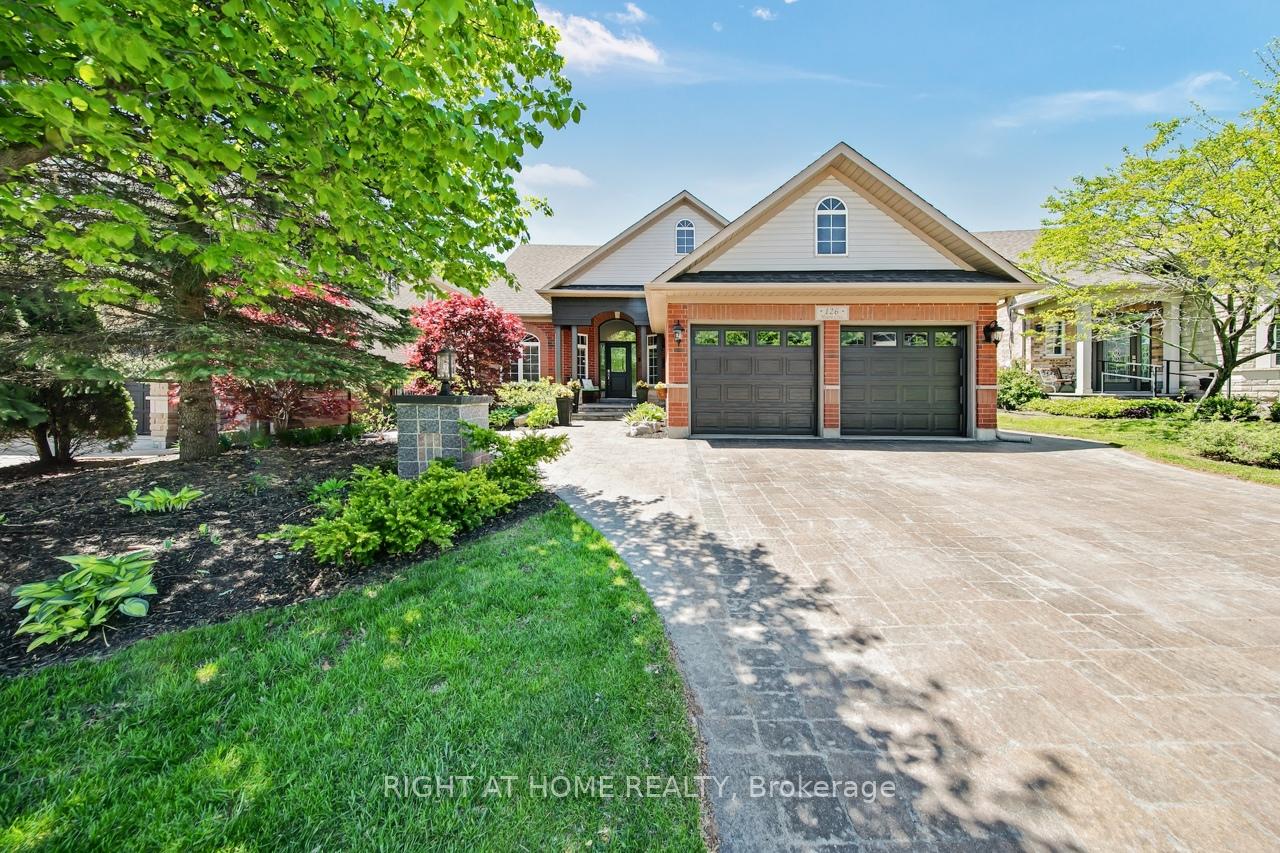 126-moore-crescent-hamilton-ontario-x13162266