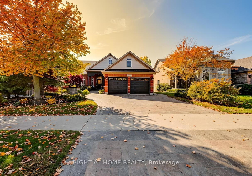 126-moore-crescent-hamilton-ontario-x13162266