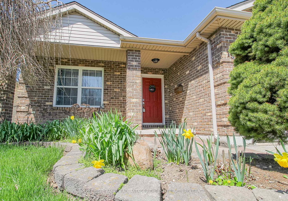 19-windle-village-crescent-thorold-ontario-x13162292