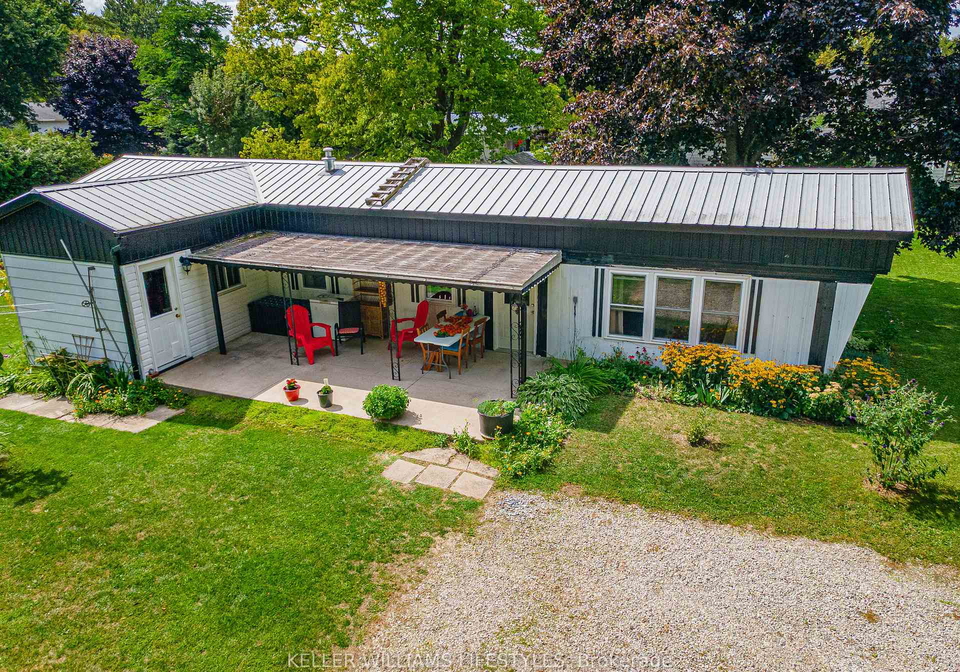 4403-queens-avenue-north-middlesex-ontario-x13162594