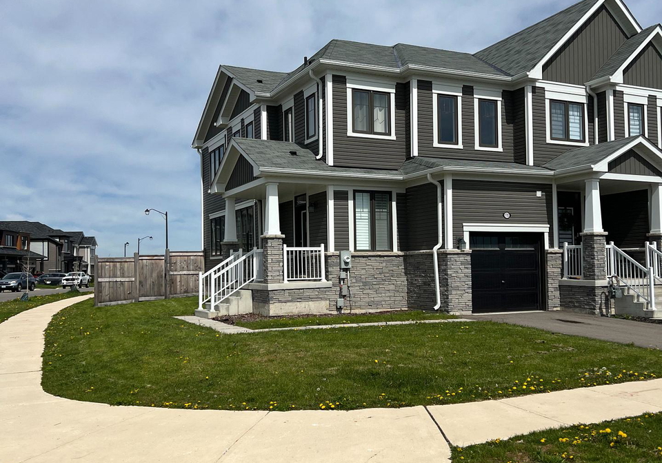 170-whithorn-crescent-haldimand-ontario-x13162606