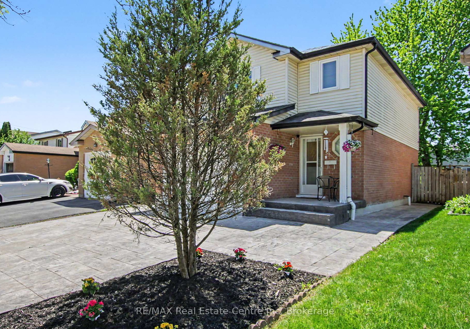 51-camrose-court-kitchener-ontario-x13162750