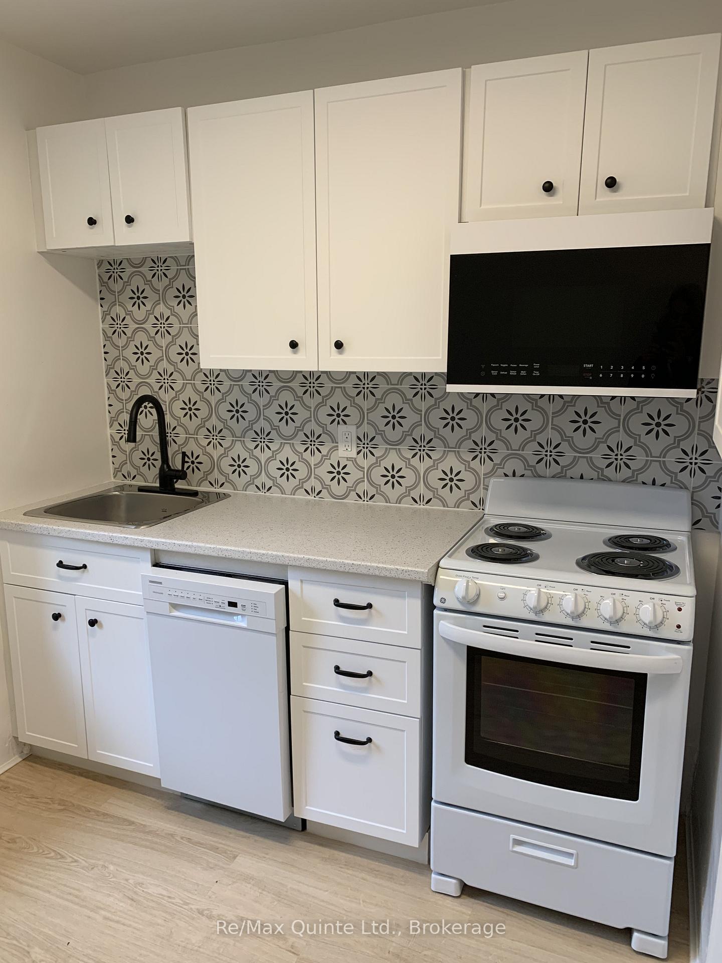 146-bleecker-avenue-belleville-ontario-x13162760