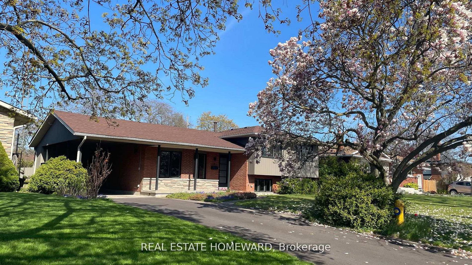 33-strathcona-drive-st-catharines-ontario-x13162974