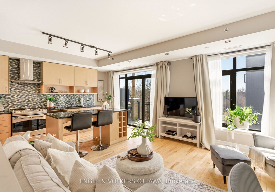 808-bronson-avenue-ottawa-ontario-x13163042