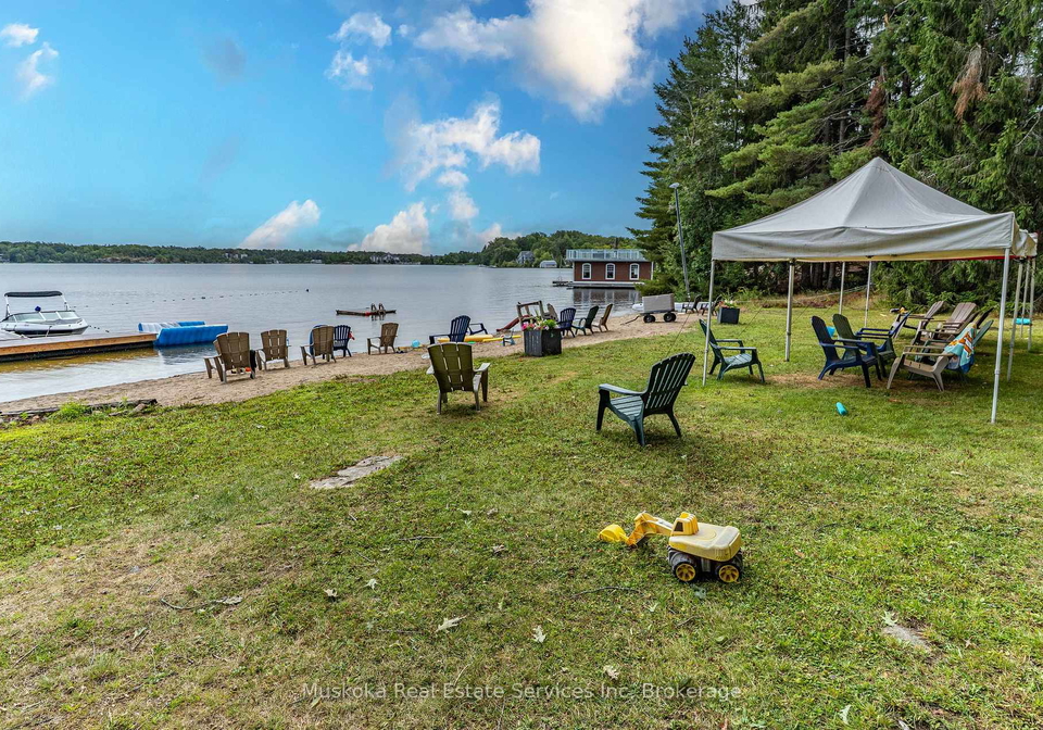 250-wapaska-crescent-gravenhurst-ontario-x13163078