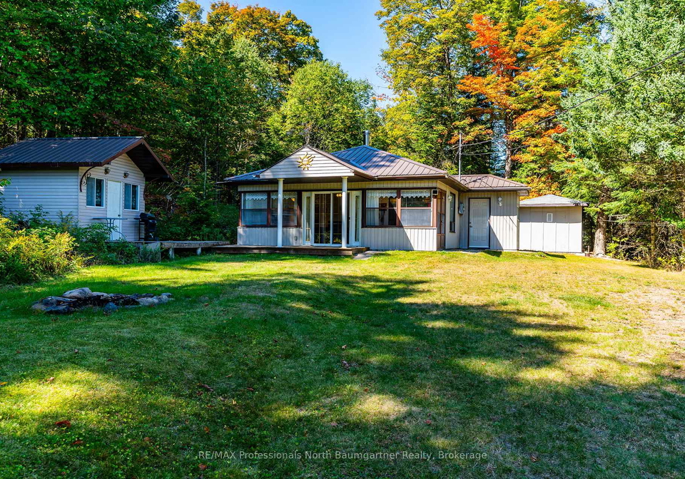 1566-west-settlement-road-dysart-et-al-ontario-x13163216