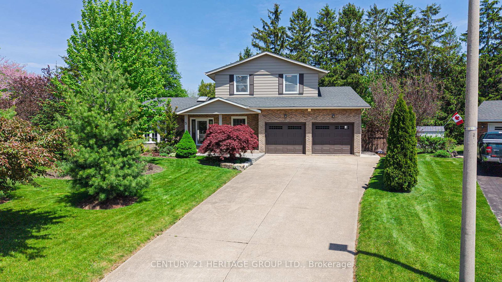 5-tottenham-court-niagara-on-the-lake-ontario-x13163232