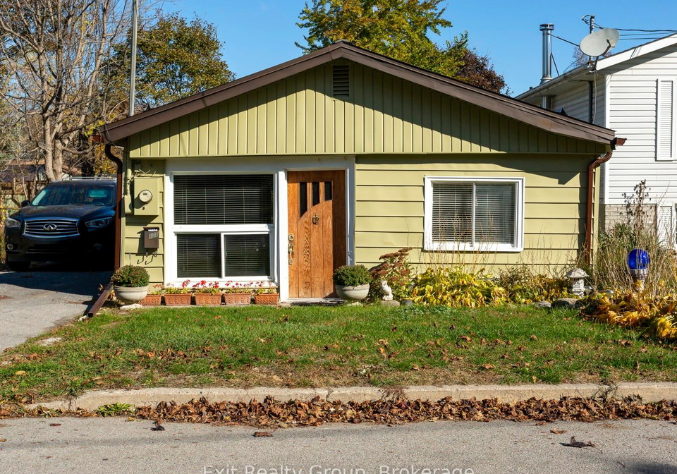 127-leopold-street-quinte-west-ontario-x13163300