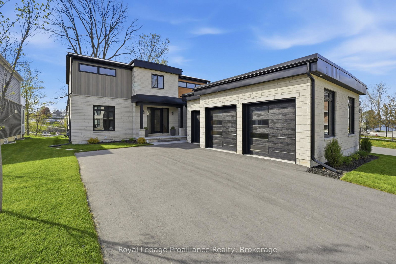 107-villeneuve-drive-prince-edward-county-ontario-x13163478