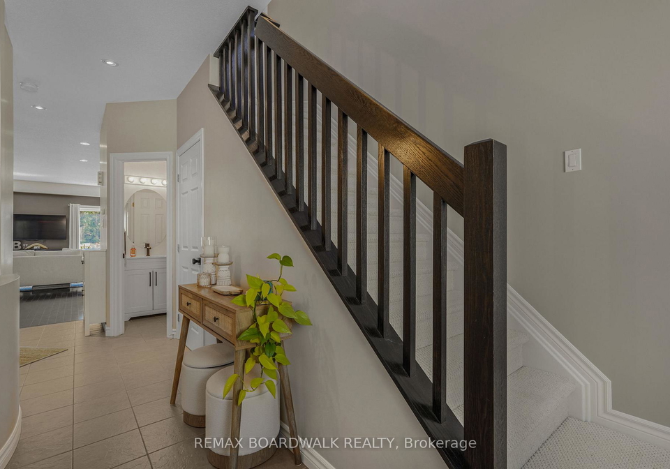 114-potts-private-ottawa-ontario-x13163566