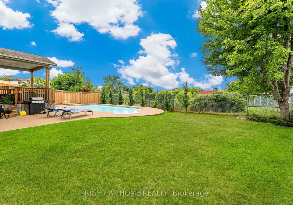 80-loretta-drive-niagara-on-the-lake-ontario-x13163612