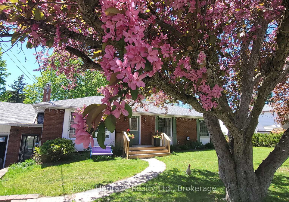 115-chatterton-valley-crescent-quinte-west-ontario-x13163814