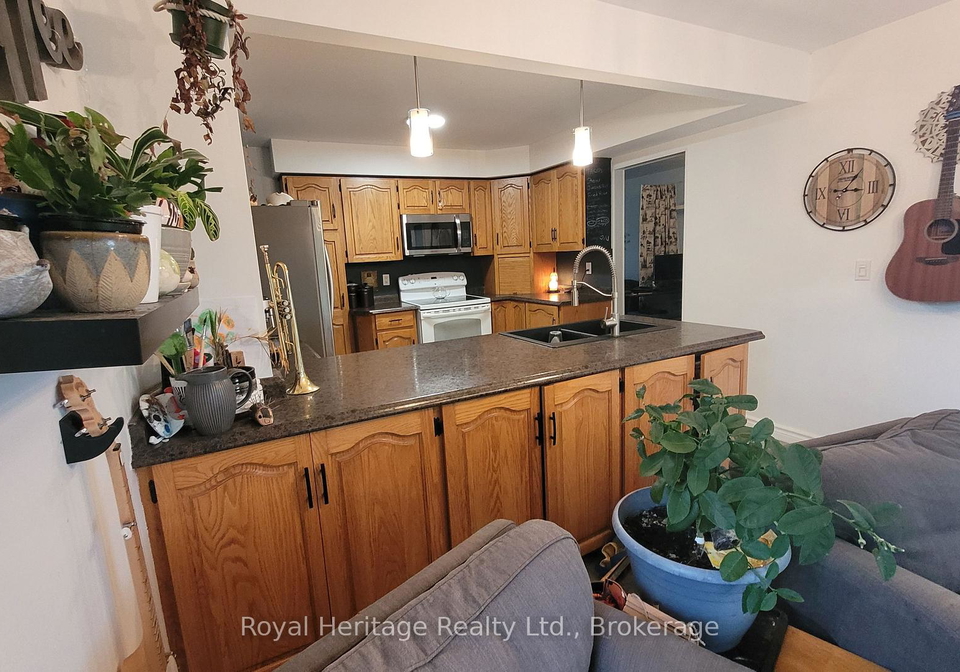 115-chatterton-valley-crescent-quinte-west-ontario-x13163814