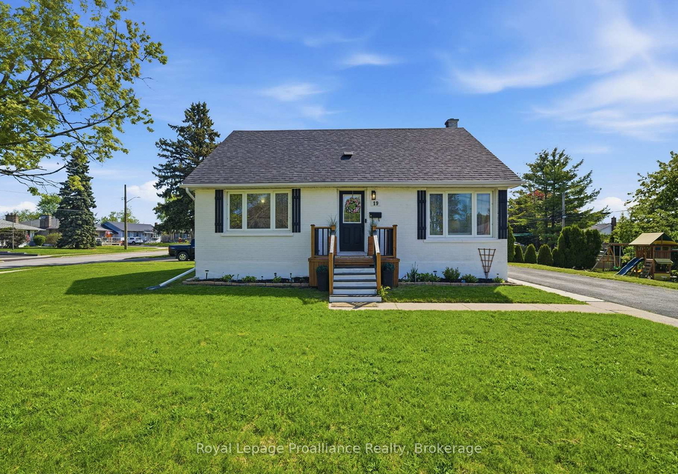 19-coleman-drive-quinte-west-ontario-x13163860