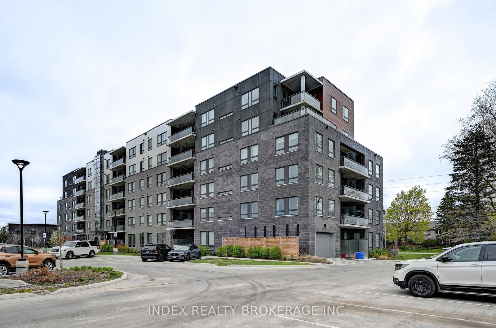 26-lowes-street-guelph-ontario-x13163986