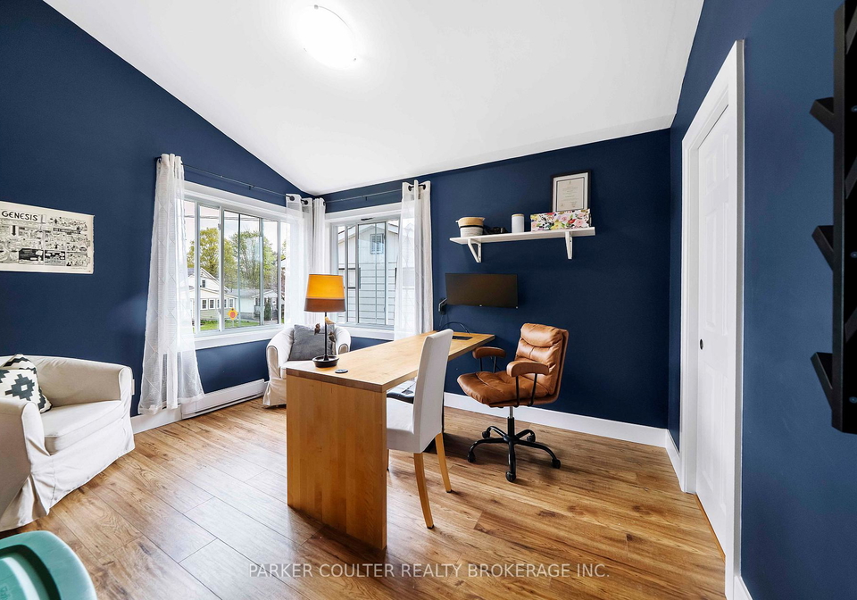 18-winnifred-avenue-parry-sound-ontario-x13164040