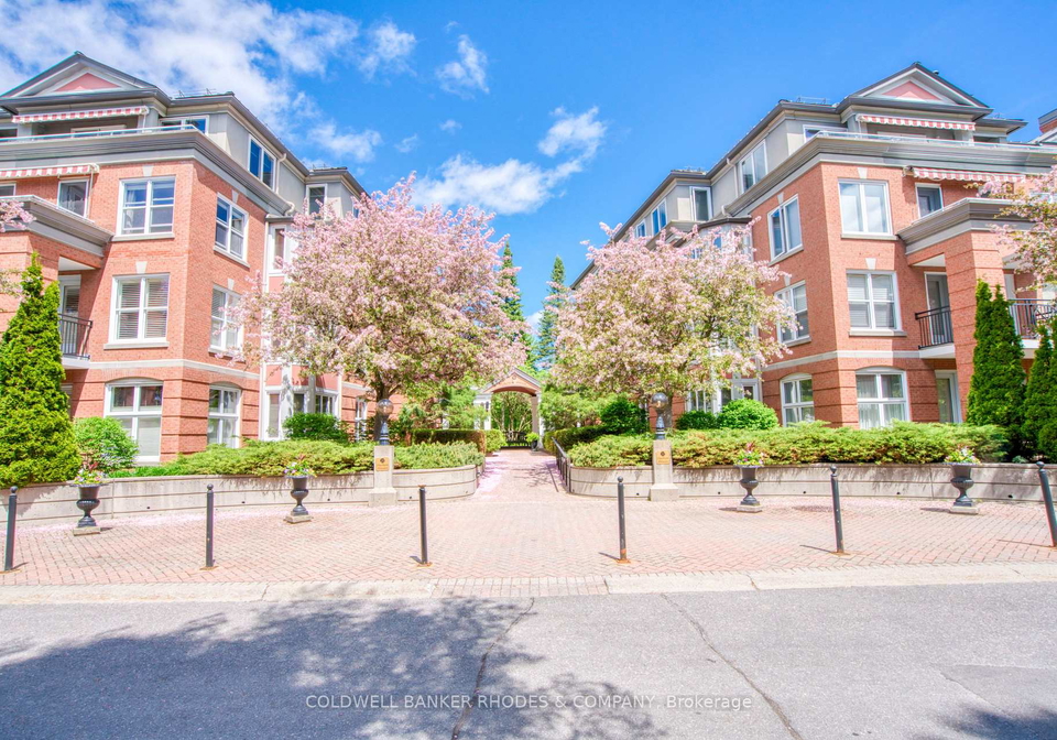 21-durham-private-ottawa-ontario-x13164048