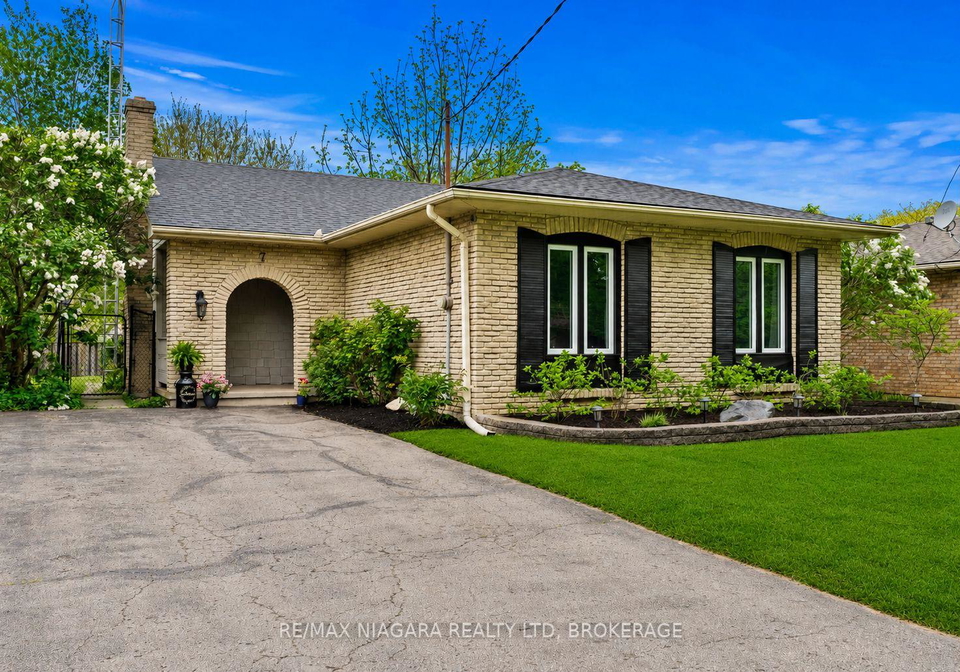 7-ameer-drive-st-catharines-ontario-x13164354