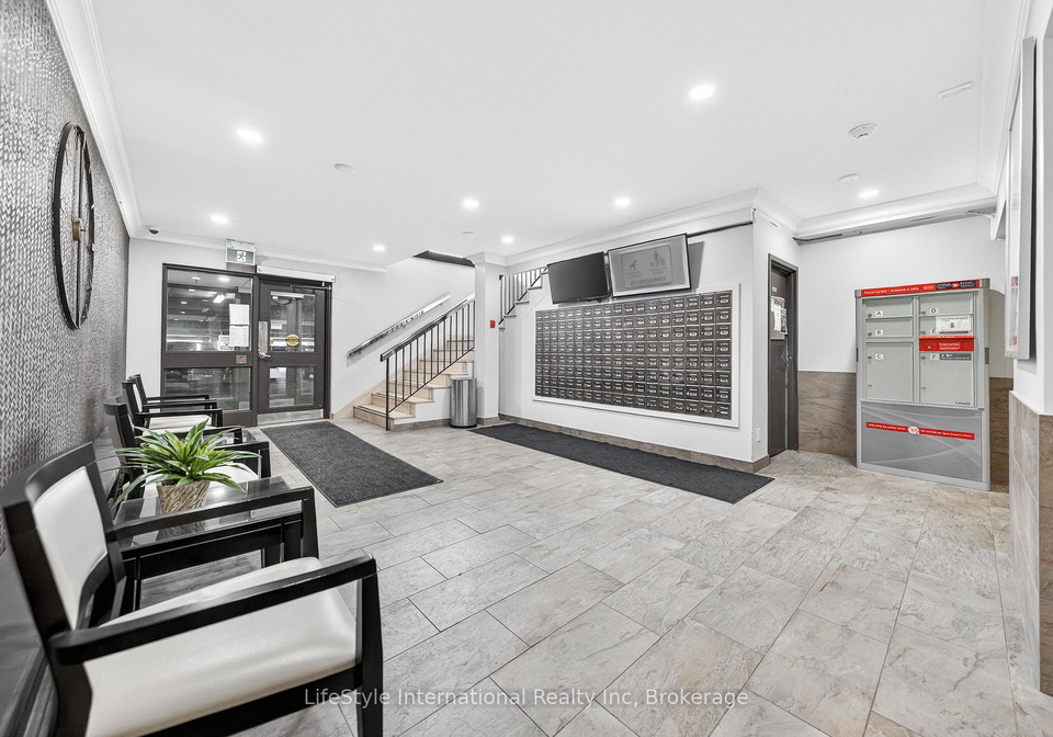 19-woodlawn-road-e-guelph-ontario-x13164466